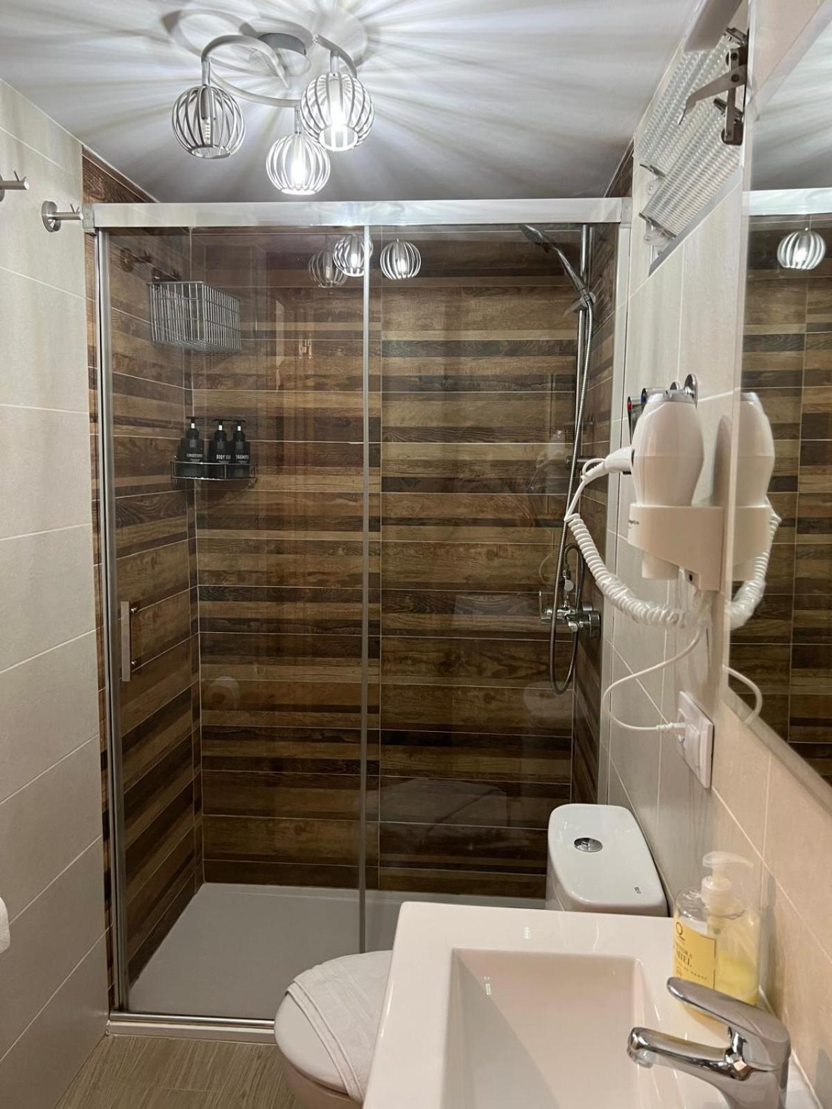 H&H Suite Espectacular Apartamento En El Centro De Granada Eksteriør billede
